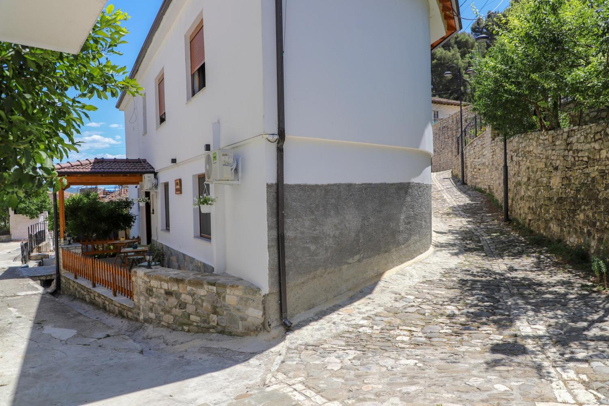 Guest house Vreko Berat
